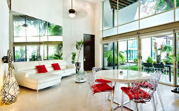 Via 38 Boutique Hotel