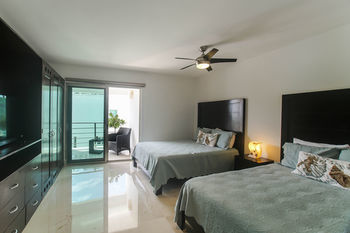 Via 38 Boutique Playa del Carmen