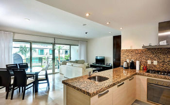 Via 38 Boutique Hotel 3*