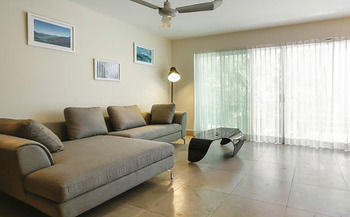 Via 38 Boutique 3*